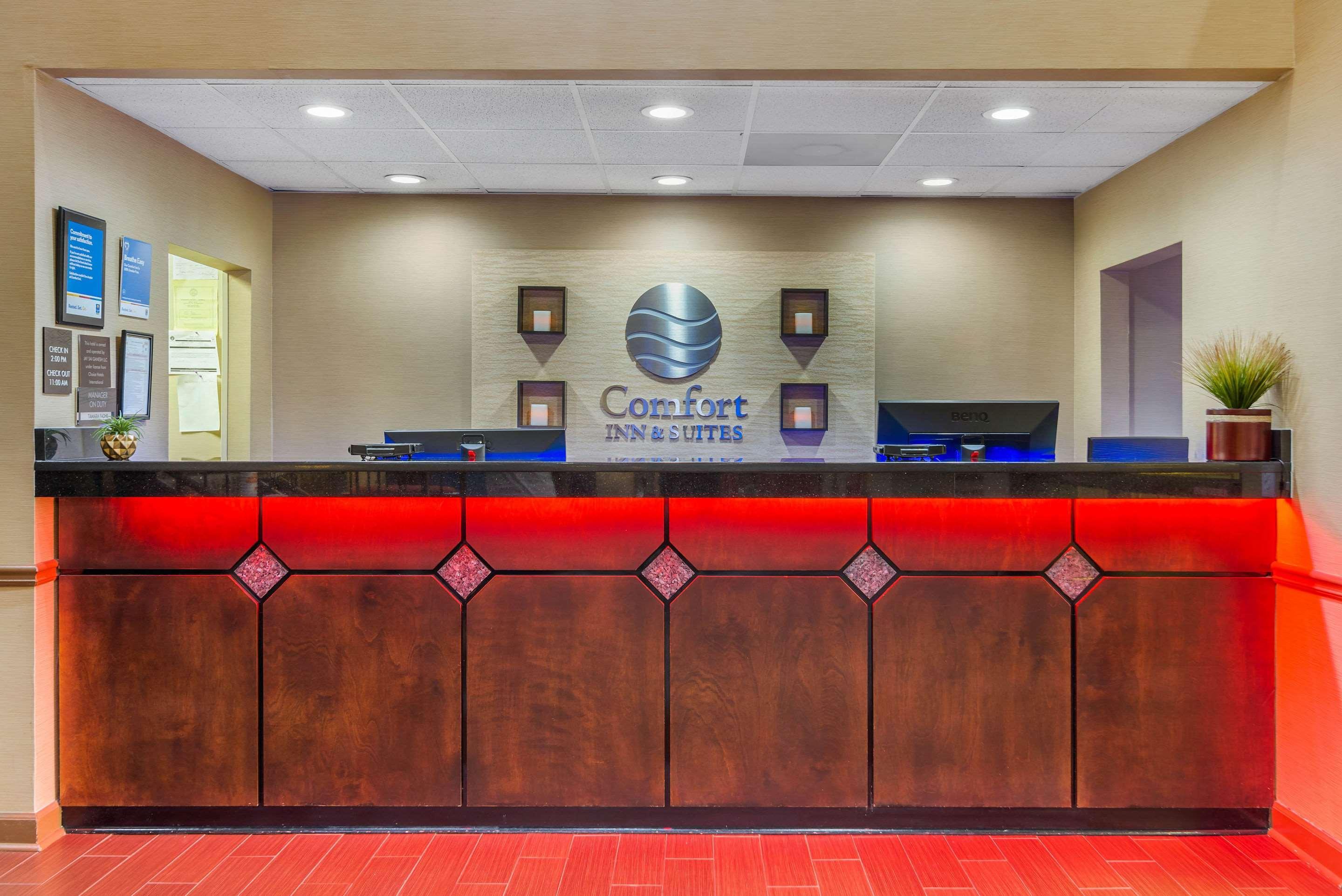 Comfort Inn & Suites Peachtree Corners Norcross Exterior foto