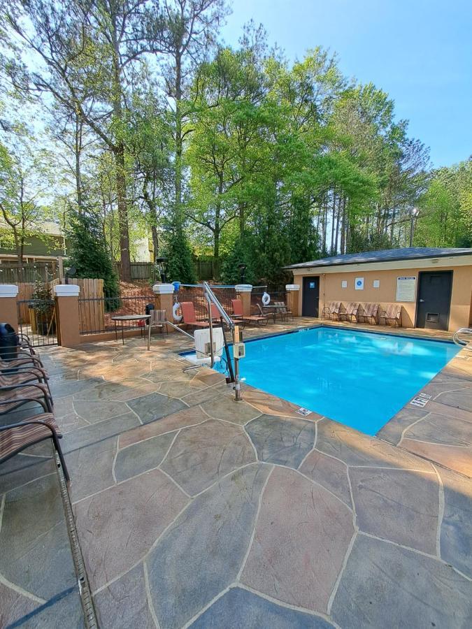 Comfort Inn & Suites Peachtree Corners Norcross Exterior foto